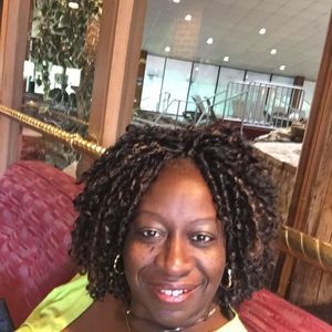 Meet your Posher, Latonya